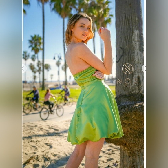 NWT Narianna Dres Strapless Color Green Apple Size 3XL - Picture 3 of 14